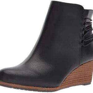 Dr. Scholl’s Knoll Boots Booties 8.5M Black Brown Wedge Zipper